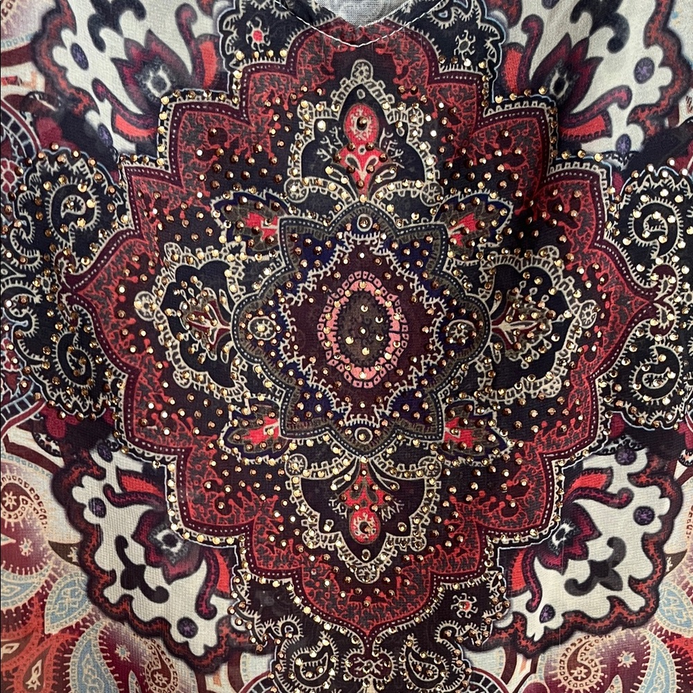 Chic Bohemian Women's Blouse in Red and Cream - Picture 4 of 7